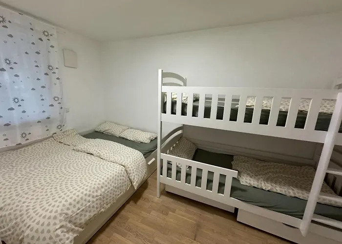 Garten-wohnung Naehe Messe Und Flueghafen Muenchen דירה *